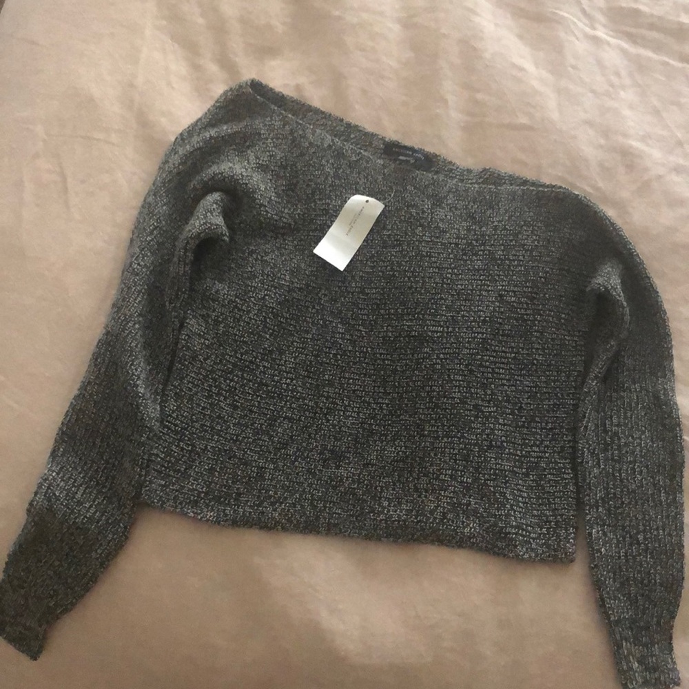 One shoulder sweater